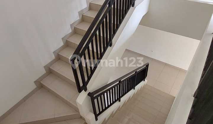 modern minimalist house in summarecon bandung 2