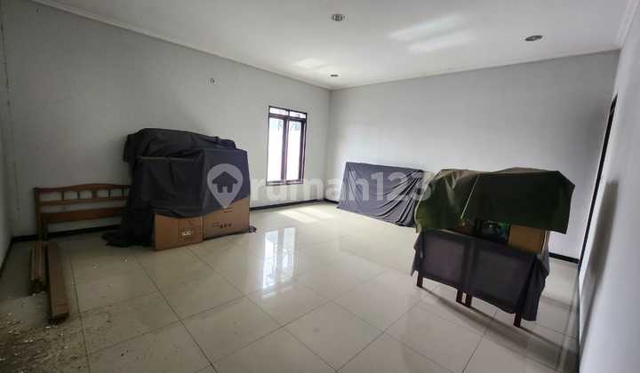 rumah nyaman modern bisa untuk kantor di mekar wangi rumah nyaman modern bisa untuk kantor di mekar wangi