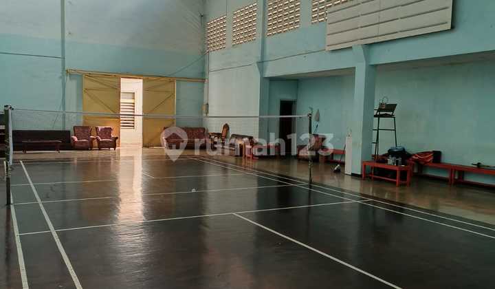 Disewakan Rumah dan Lapang Badminton Moh Toha Bandung