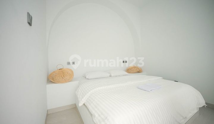 rumah villa minimalis modern di kolonel masturi 2