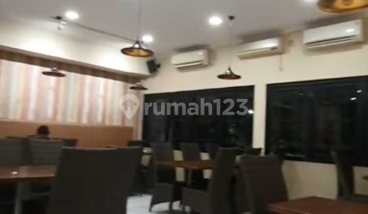 Business space in the Karapitan area, 3 floors, strategic location