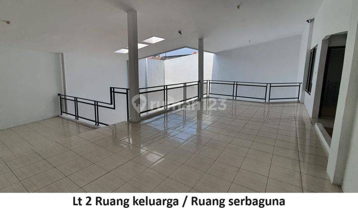 Rumah Hitung Tanah 3 Lantai Luas Dan Nyaman di Caringin 1