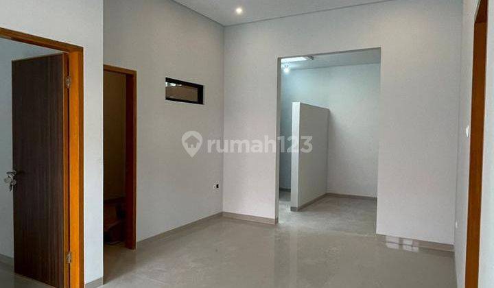 rumah modern minimalis full renovasi di taman kopo indah 1 1