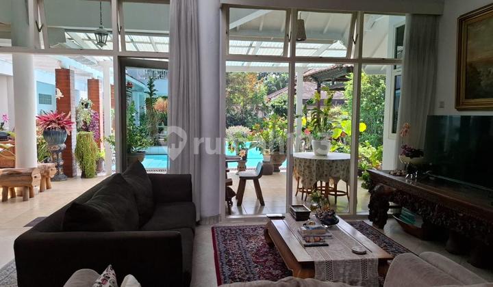 Dijual Rumah Mewah Cipaku Siap Huni Ada Kolam Renangnya 2