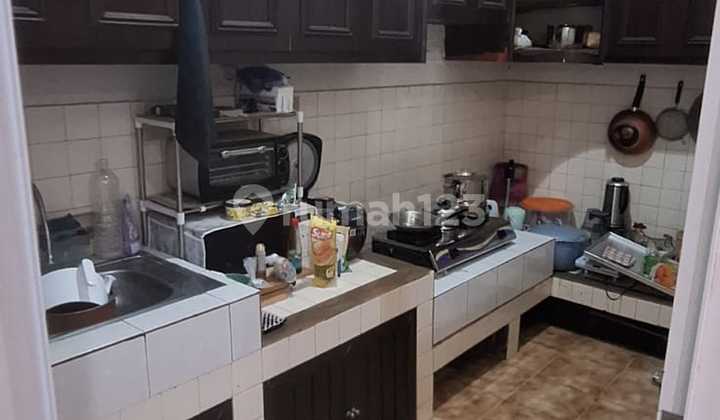 comfortable modern house located in muara complex comfortable modern house located in muara complex