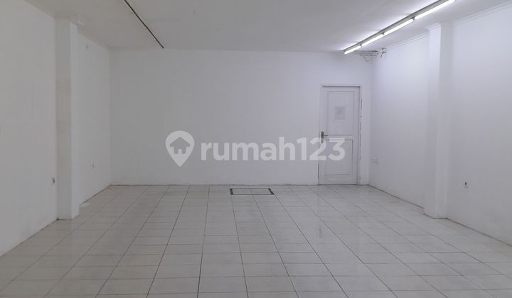 strategically located 3-story shophouse on otista 1