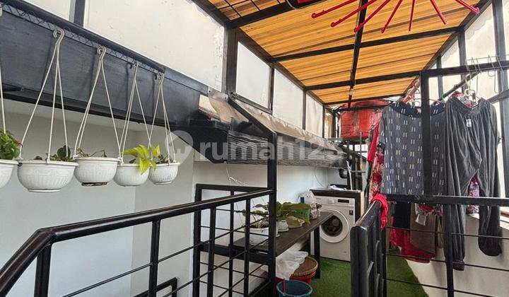Well-maintained minimalist house ready to occupy in Batununggal 2