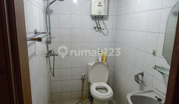 comfortable furnished 2-story house in setra duta 2