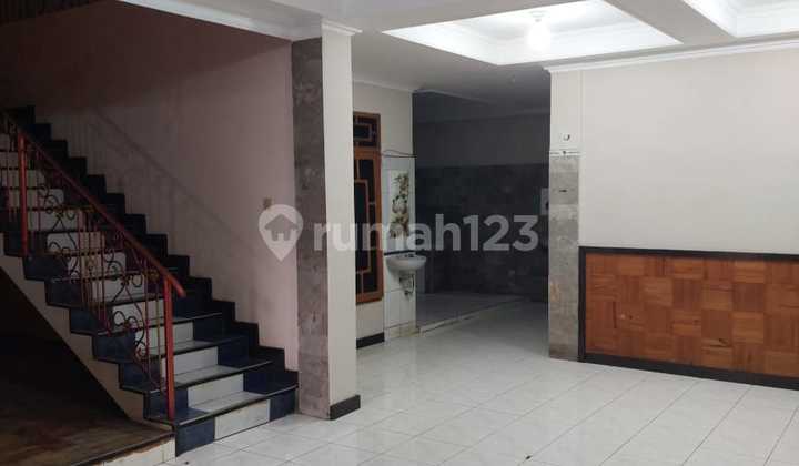 rumah modern 2 lantai siap huni di area dago rumah modern 2 lantai siap huni di area dago