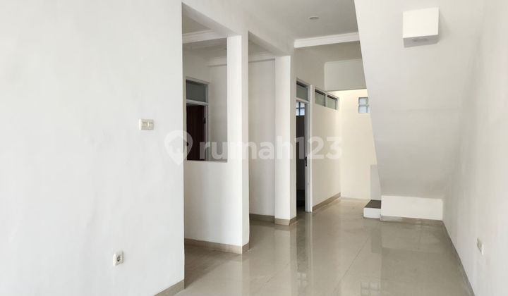 rumah minimalis di daerah turangga 2 lantai rumah minimalis di daerah turangga 2 lantai