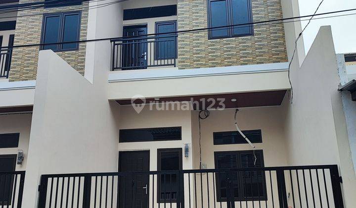 Rumah Baru 3 lantai minimalis  kelapa gading  1