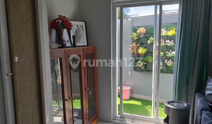 Good Fast Cheap Sale 2.5 Stories House Kelapa Gading 2