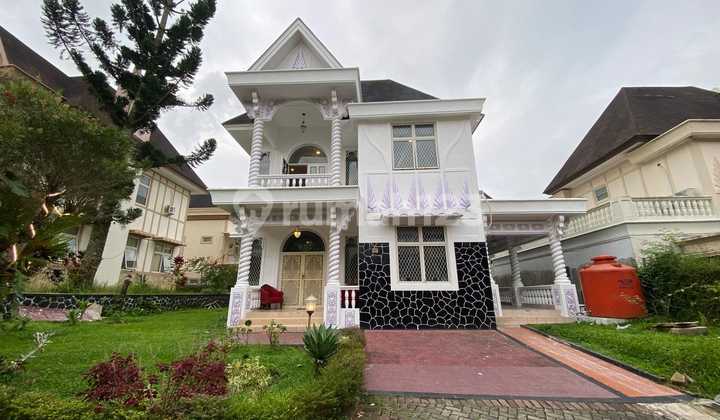 Cepat Villa Nyaman Siap Huni Full Furnished di Kota Bunga Puncak