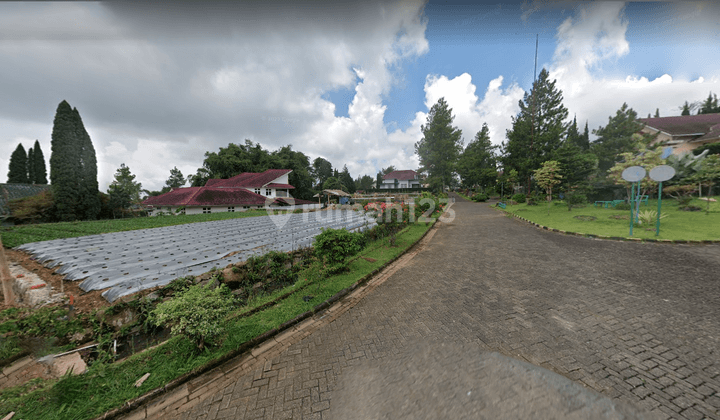 Cepat Strategis Cocok Untuk Villa Dataran Tinggi di Lotus Puncak 2