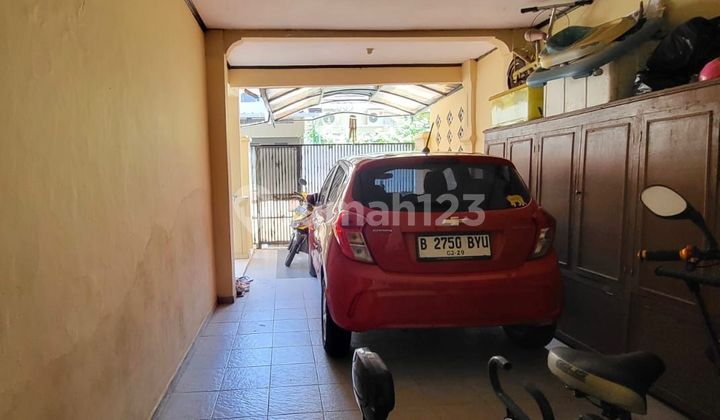 Fast Home Strategic location in the center of Cianjur city center 2