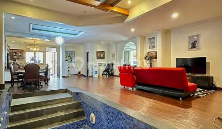 Di Jual Rumah Mewah di Permata Hijau 2, Kebayoran Lama, Jakarta Selatan Di Jual Rumah Mewah di Permata Hijau 2, Kebayoran Lama, Jakarta Selatan