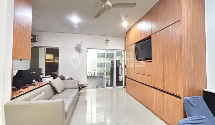 For sale renovated house Golflake residence West Jakarta