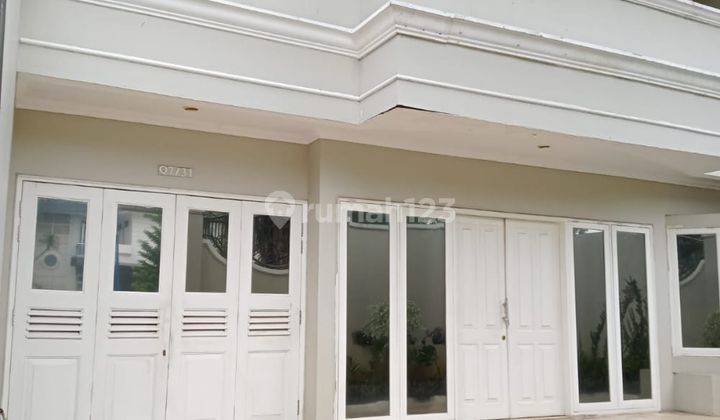 Dijual Rumah Kebon Jeruk Intercon Jakarta Barat 2