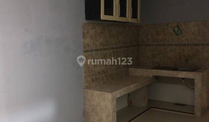 Disewakan rumah Harapan indah Bekasi 6
