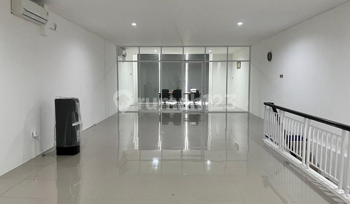 Disewakan Gudang Bagus di Bizzpark Kranji Bekasi Disewakan Gudang Bagus di Bizzpark Kranji Bekasi