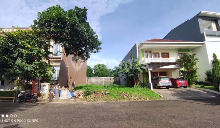 For Sale: Land Plots in Sunset Romantic Cluster, Grand Wisata, South Tambun. For Sale: Land Plots in Sunset Romantic Cluster, Grand Wisata, South Tambun.