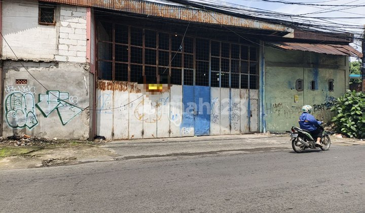 For Rent, Ready-to-Use Warehouse in Teluk Pucung, North Bekasi For Rent, Ready-to-Use Warehouse in Teluk Pucung, North Bekasi