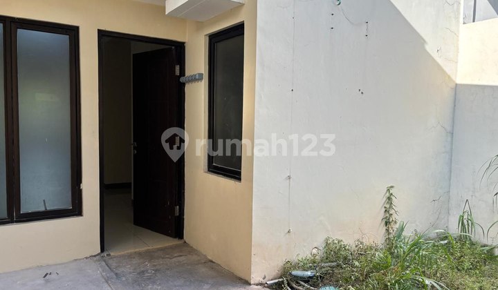 Disewakan Rumah di Green Ara Tarumajaya Bekasi Disewakan Rumah di Green Ara Tarumajaya Bekasi