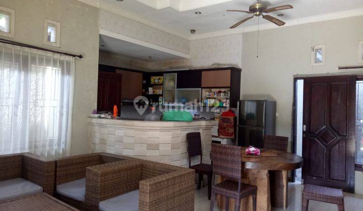 Rumah Bagus Semi Furnished Dijual Bu di Renon Bali 2