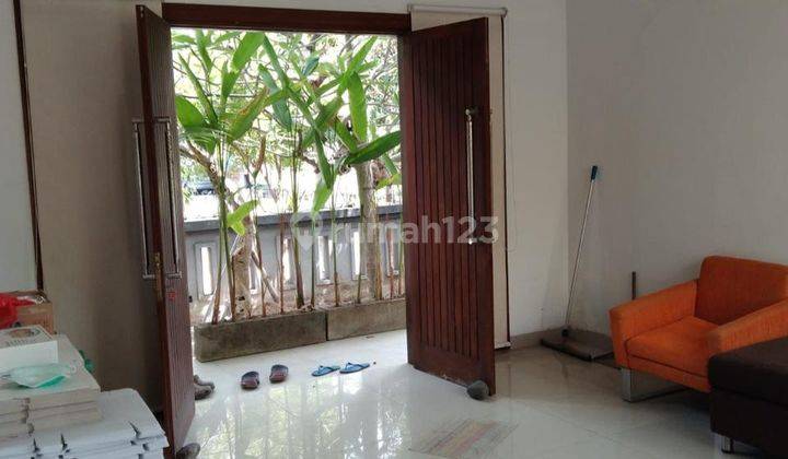 Rumah 2 Lantai Bagus Murah Dijual Bu di Seminyak 2