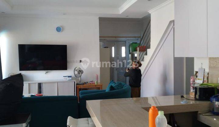 Nice 2 Floor Villa Furnished SHM on Jalan Dano Tempe, Denpasar 1