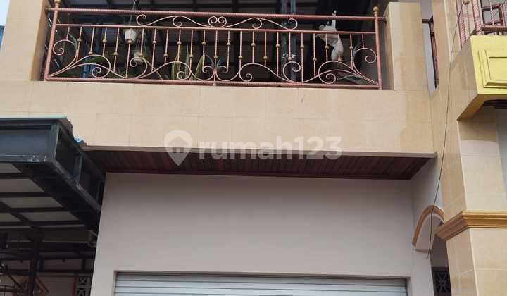 Rumah Cantik 2 Lantai Lokasi Strategis, Bebas Banjir Dan Besar 2