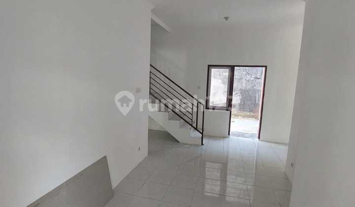 Rumah Cantik Pelangi Residence  2