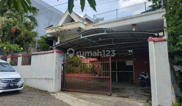 Rumah nyaman di Jl. Cinde Semarang 1