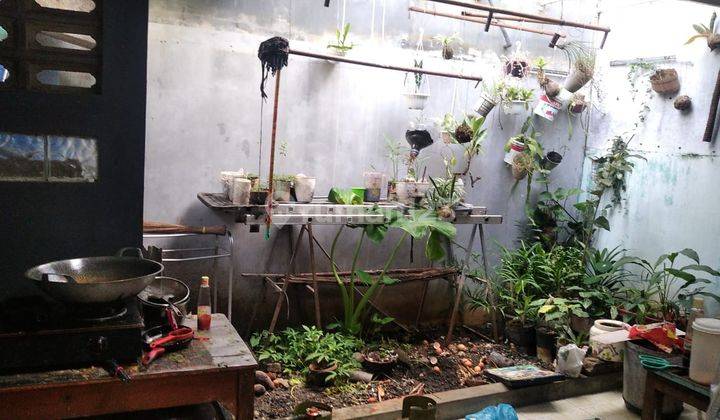 Ruko strategis di pinggir jl. Kedungmundu 8