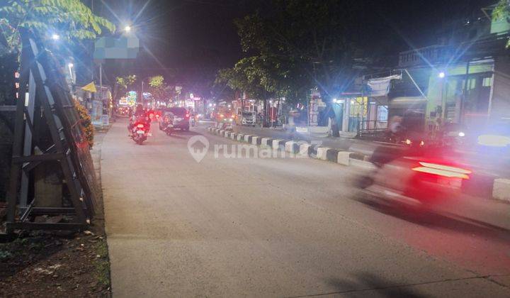 Rumah Pinggir Jalan Raya Wolter Monginsidi Genuk Semarang 2