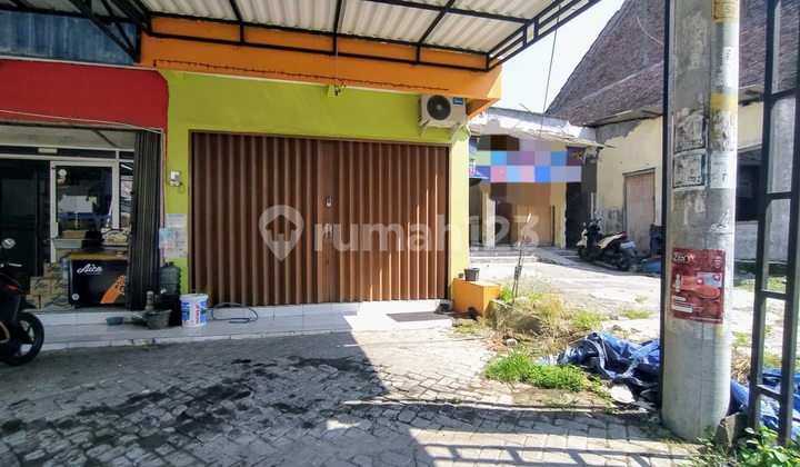 Shop House on Jl Bukit Safir Jaya, Bukit Kencana Jaya, Tembalang, Semarang 2