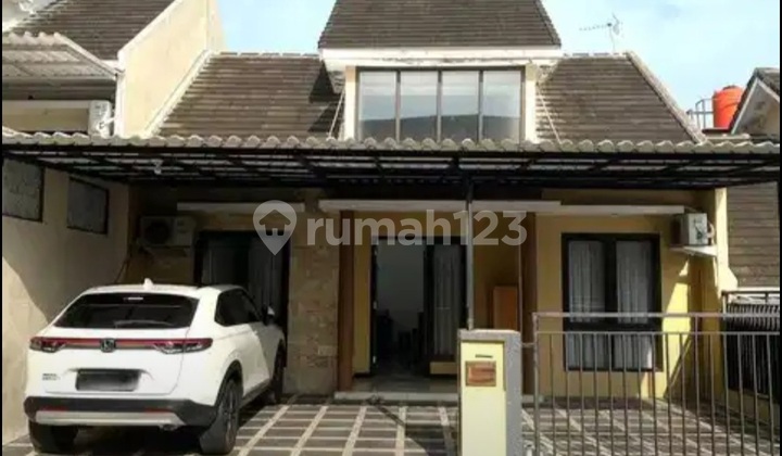 Beautiful house in Pandanaran Hills, Mangunharjo, Tembalang, Semarang 1