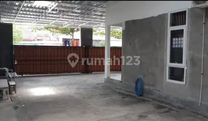 House / Office on Jl Lamper Tengah, South Semarang 2