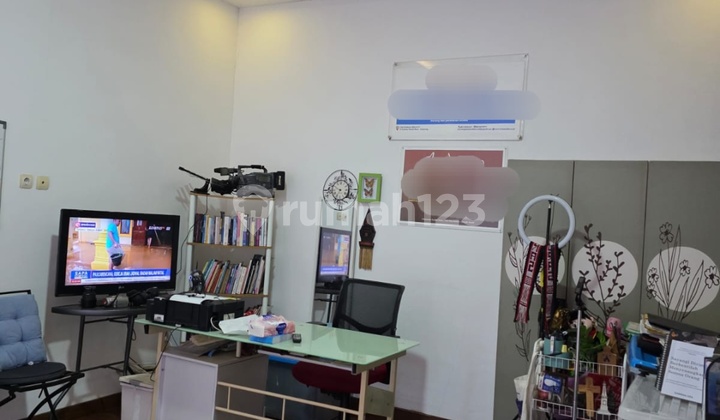 Rumah Cantik di Perum The Eagle Hills Mangunharjo Tembalang Semarang 2