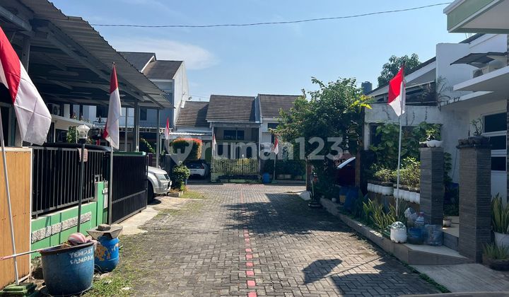 Rumah Cantik Di Perum Green Garden Woltermonginsidi Pedurungan Semarang 2