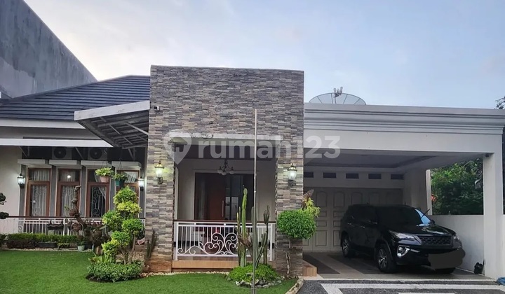 ( Dekat Undip ) Rumah Mewah di Graha Estetika Banyumanik Semarang