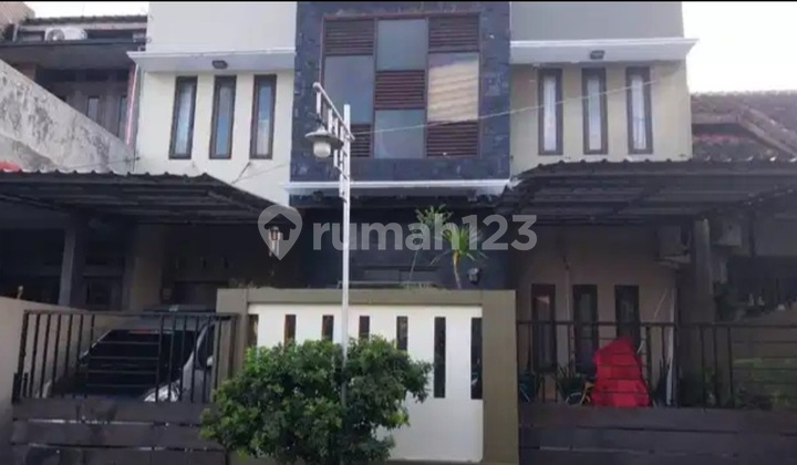 ( Banyumanik ) Rumah di Perum Jati Raya Indah Pedalangan Semarang