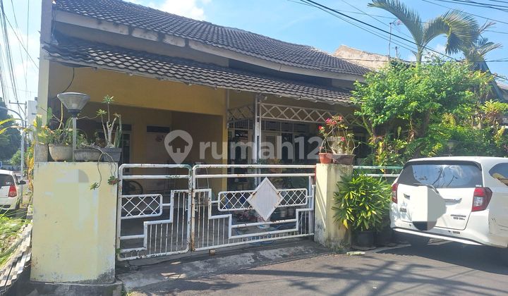 Rumah Hook di Jl Panda Barat Palebon Pedurungan Semarang 1