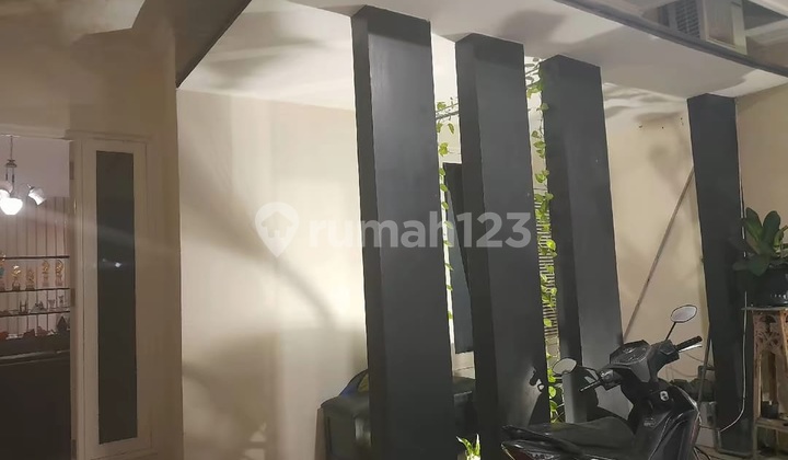 Rumah Cantik Di Jl Merpati Barat Pedurungan Semarang 2