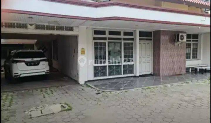 Cocok Untuk Kantor, Rumah Tengah Kota Di Jl Taman Beringin Semarang 1