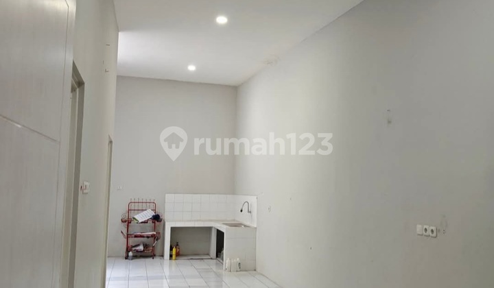 Ready-to-Occupy House in Plamongan Indah, Plamongansari, Pedurungan, Semarang 2