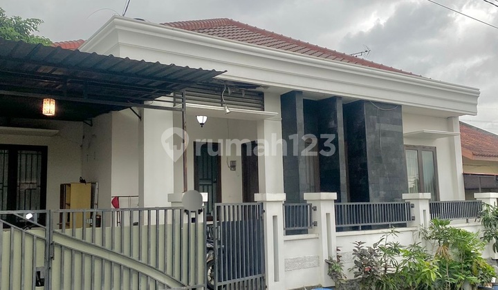 Rumah Cantik di Jl Cendana Raya Sambiroto Tembalang Semarang