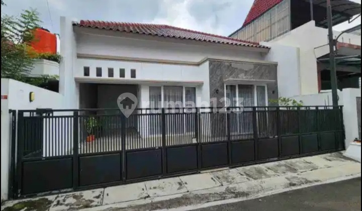 Rumah Cantik Mewah di Jl Tengger Gajahmungkur Semarang 1