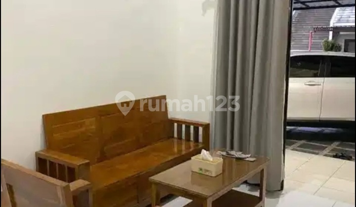 Beautiful house in Pandanaran Hills, Mangunharjo, Tembalang, Semarang 2