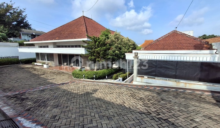 ( Jauh Dibawah Njop) Rumah di Jl Raya Teuku Umar Karangrejo Semarang